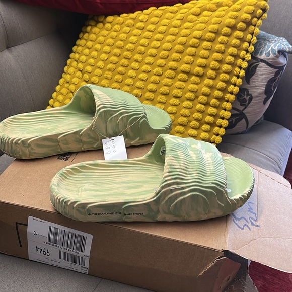 Adidas Adilette 22 Sandals Slides GY1597 main image 4